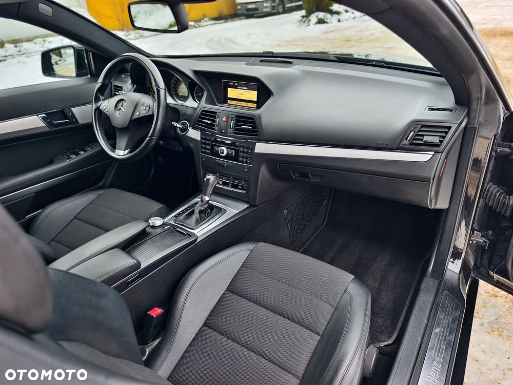 Mercedes-Benz Klasa E - 15