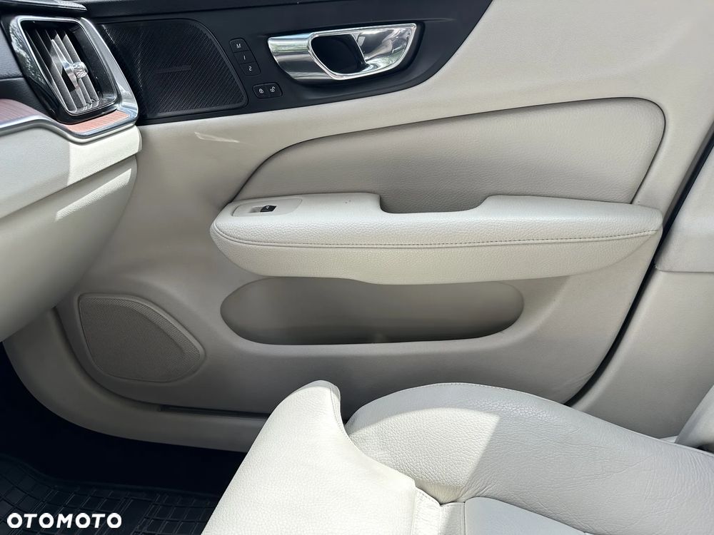 Volvo S60 T6 AWD Inscription - 30