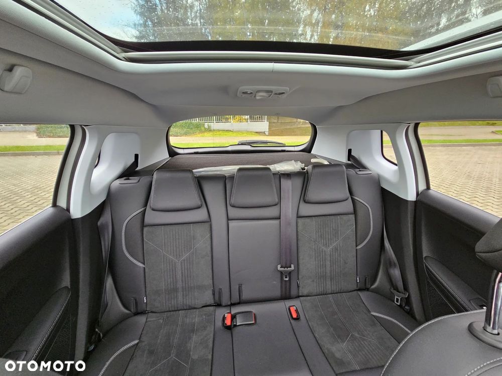 Peugeot 2008 - 23