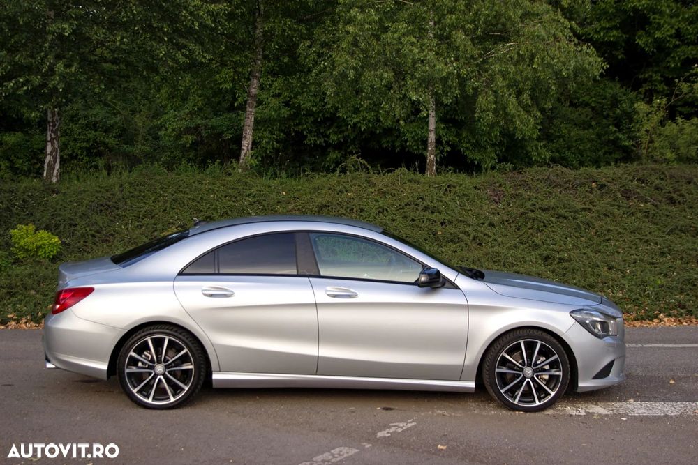 Mercedes-Benz CLA 220 CDI 7G-DCT AMG Line - 7