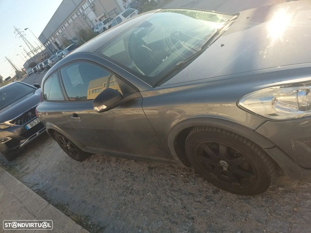 Volvo C30 D2 - 3