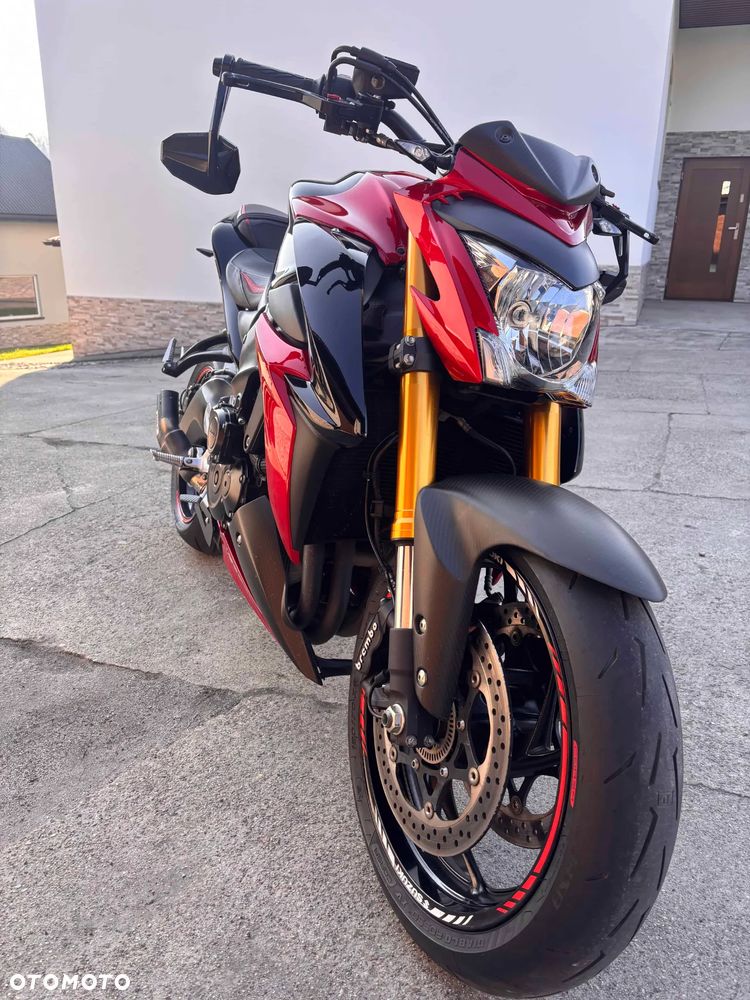 Suzuki GSX 1000 - 2
