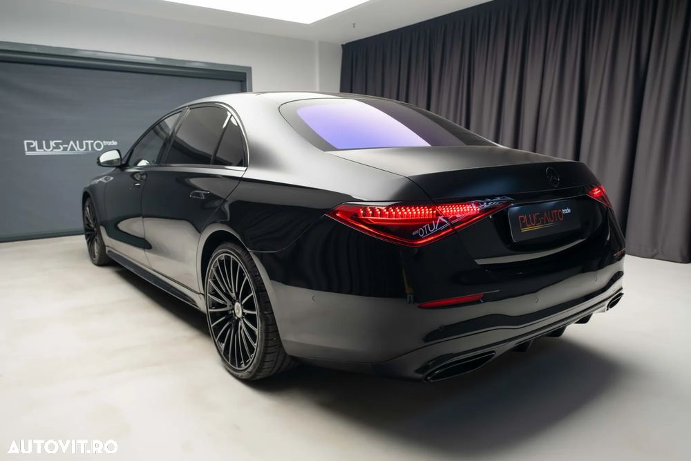 Mercedes-Benz S - 12