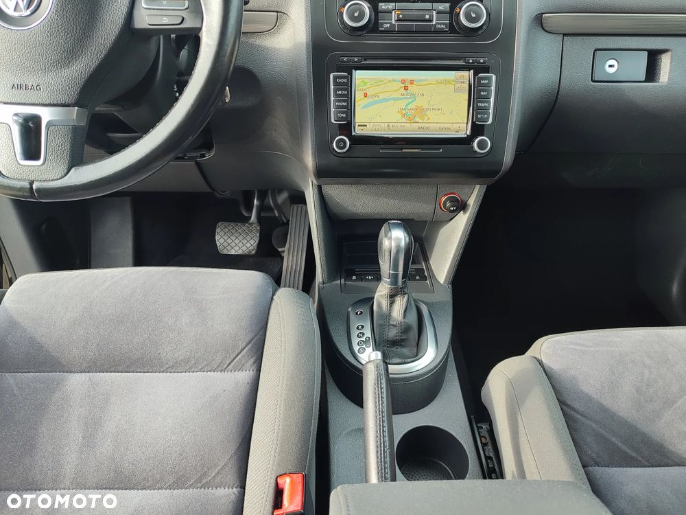 Volkswagen Touran 1.4 TSI DSG Highline - 16