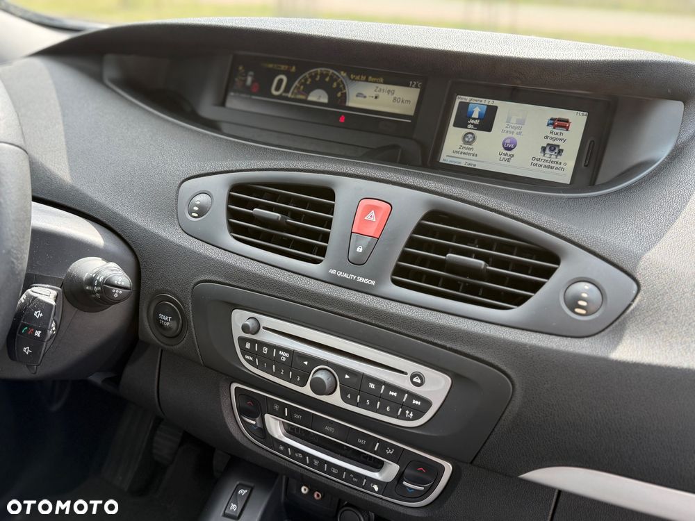 Renault Scenic 1.6 16V Expression - 19