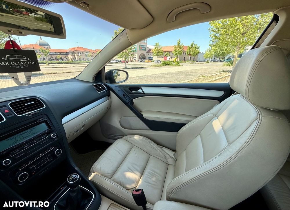 Volkswagen Golf 1.4 TSI Highline - 14
