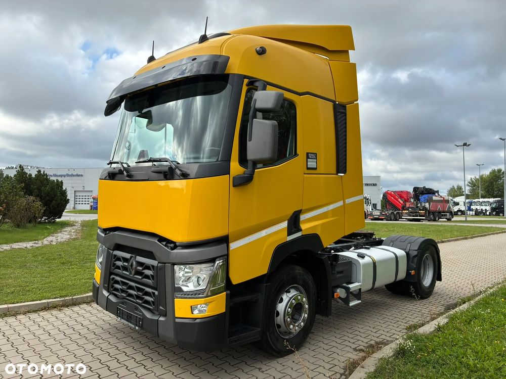 Renault T480 Sleeper Cab - 8