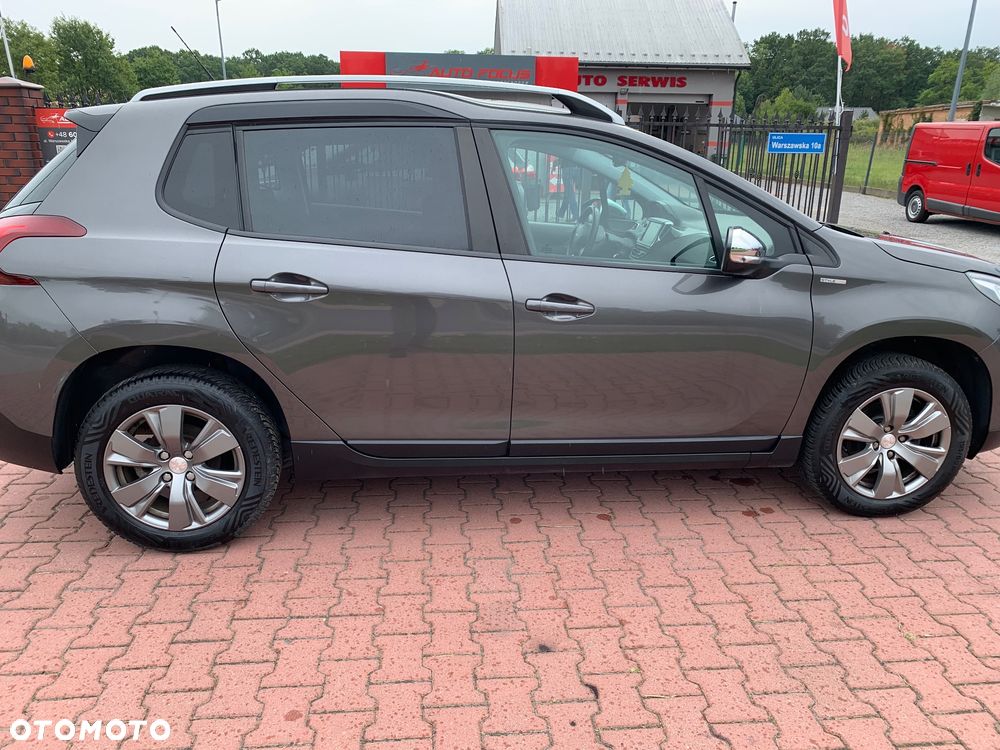 Peugeot 2008 PureTech 82 Style - 13