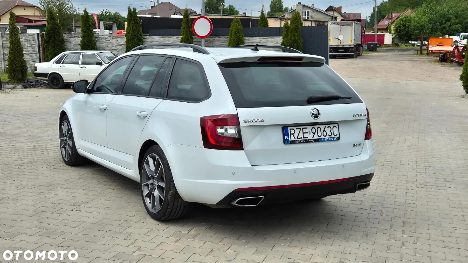 Skoda Octavia 2.0 TDI RS DSG - 5