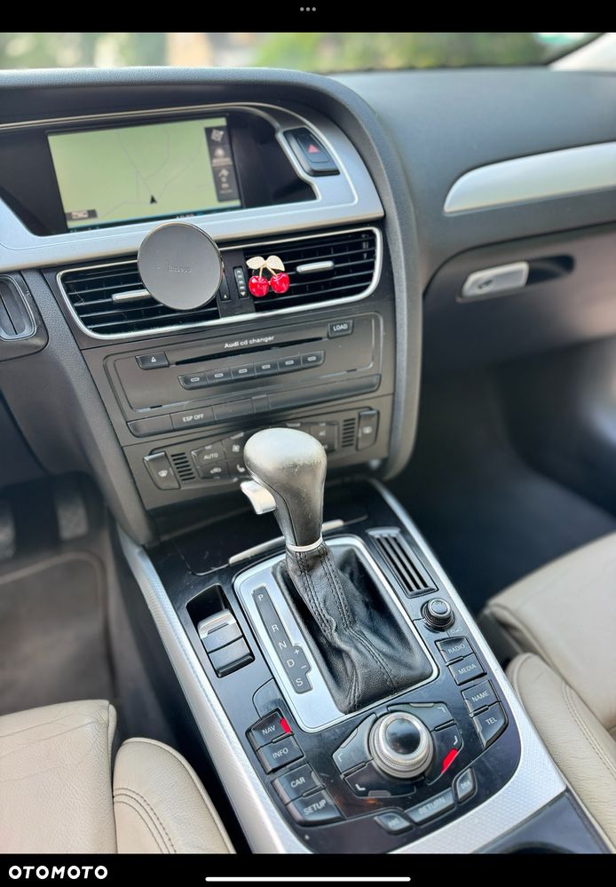 Audi A4 Avant 2.0 TDI Multitronic - 13