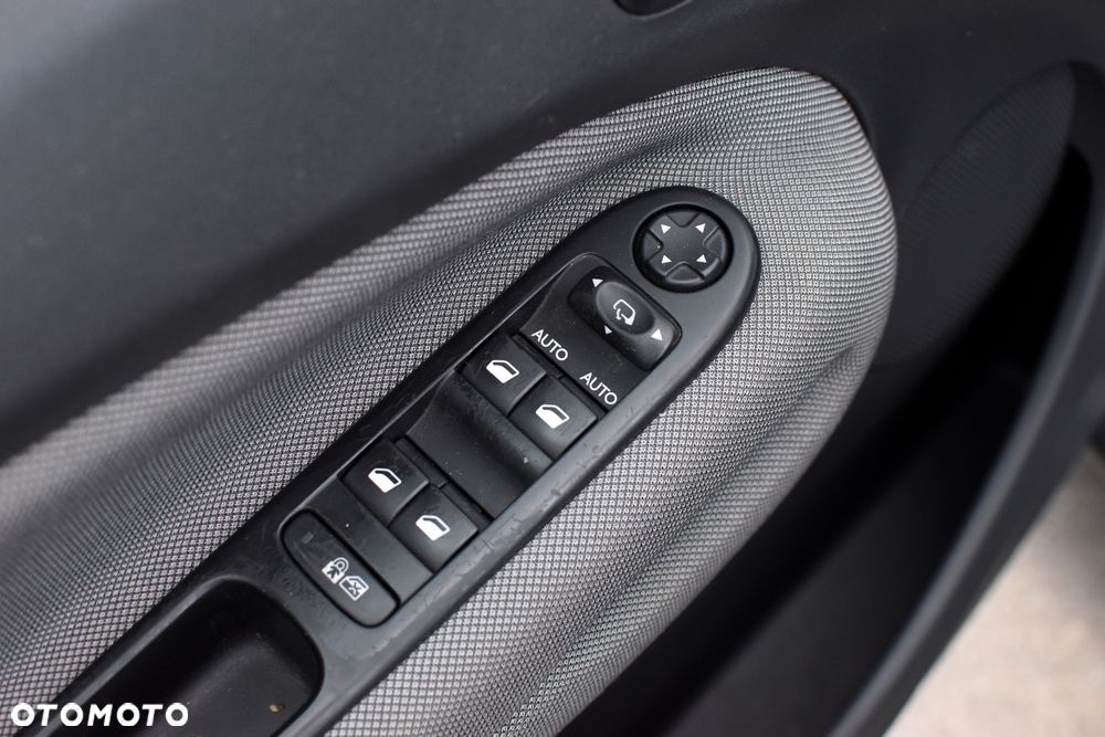 Citroën C3 Picasso HDi 90 FAP Selection - 23