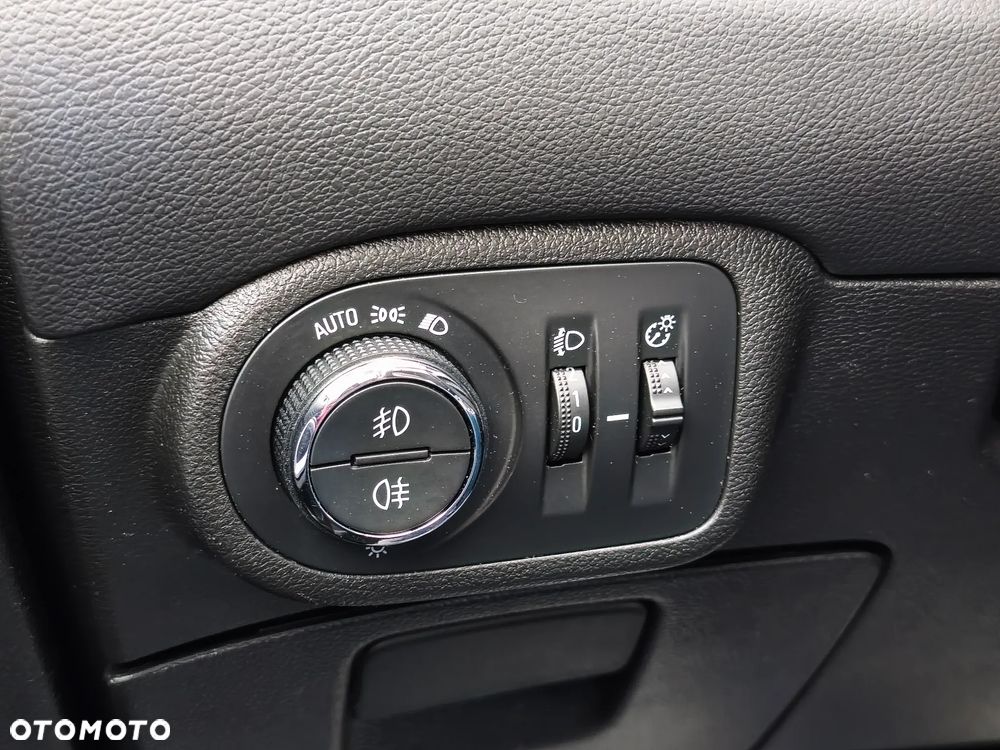 Opel Zafira 1.4 Turbo (ecoFLEX) Start/Stop Active - 26