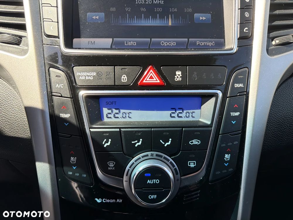 Hyundai i30 1.6 CRDi Premium DCT - 21