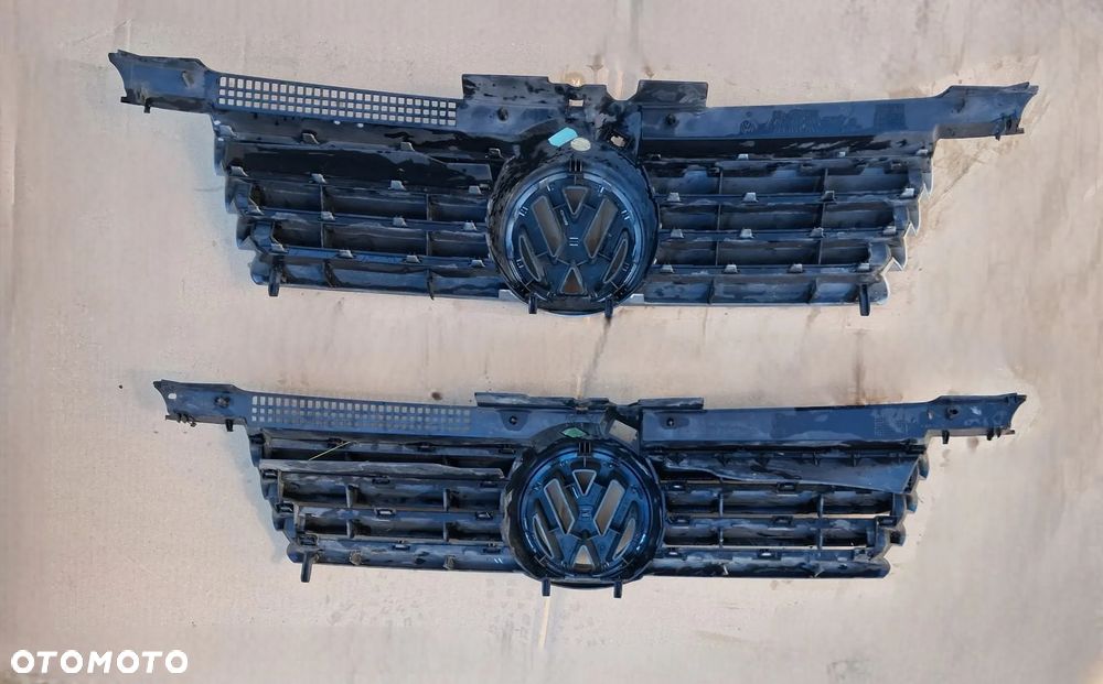 Atrapa chłodnicy VW BORA 1J5853655C    1J5853651F   OE - 2