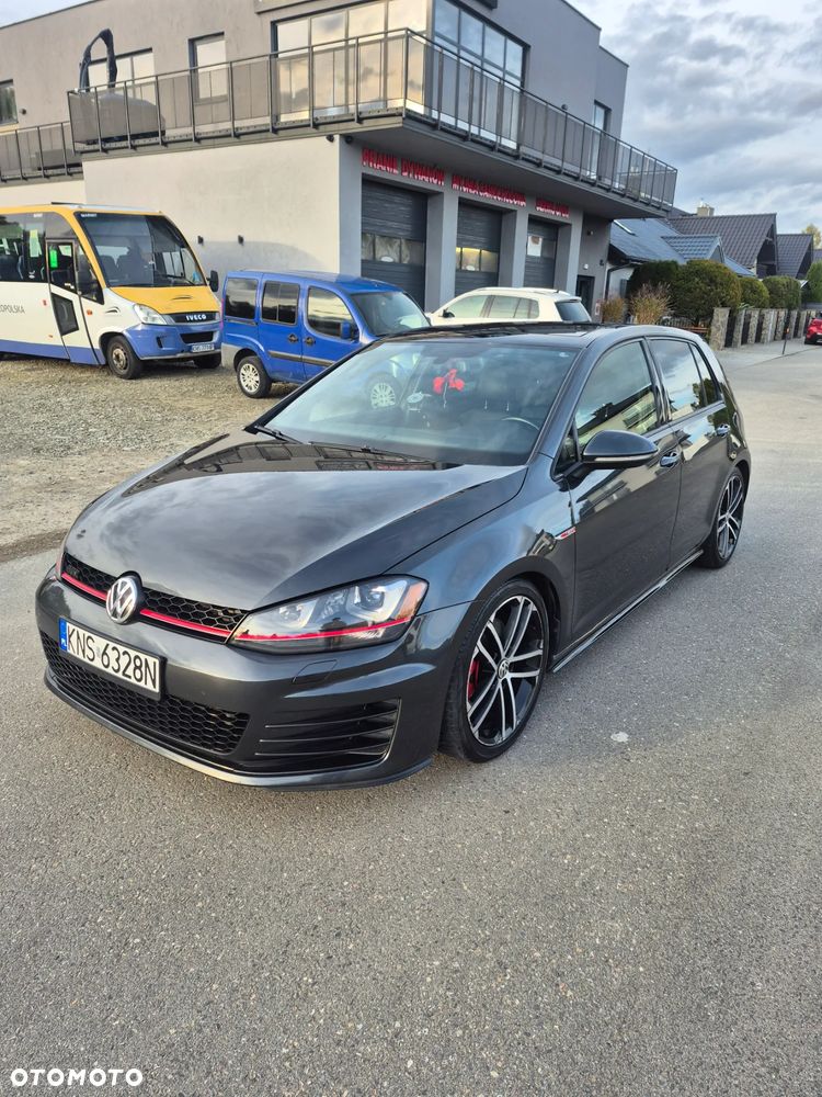 Volkswagen Golf 2.0 TSI BMT GTI Performance DSG - 2