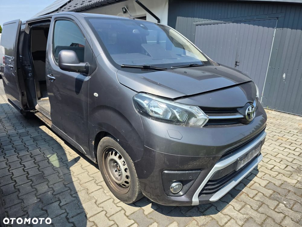 Toyota PROACE - 1