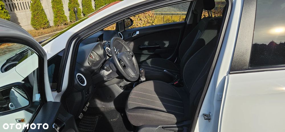 Opel Corsa 1.4 16V Color Elegance - 8