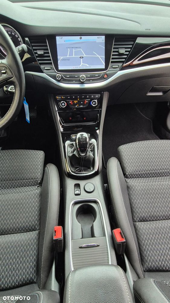 Opel Astra 1.4 Turbo Start/Stop Edition - 32