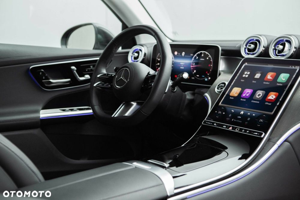 Mercedes-Benz GLC - 28