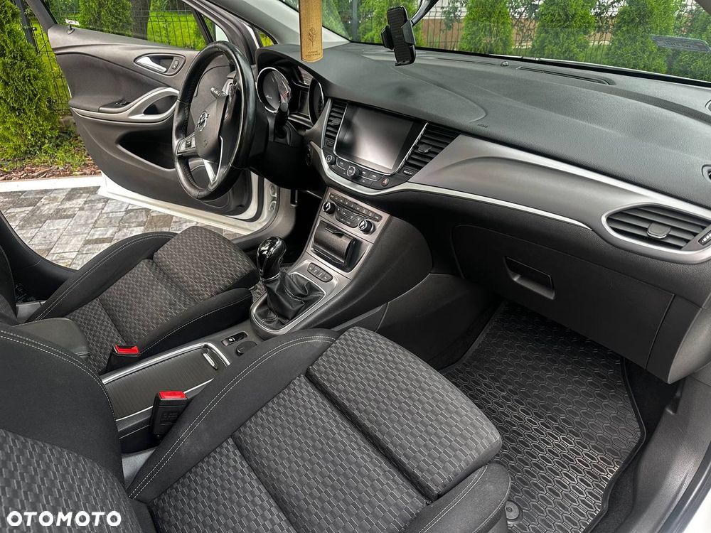 Opel Astra 1.6 CDTI Elite - 19