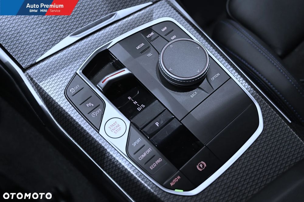 BMW Seria 3 318i - 8