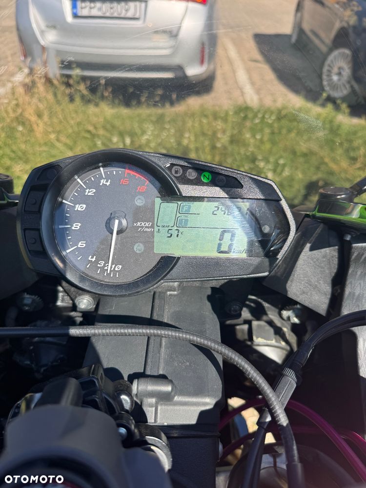 Kawasaki ZXR - 16