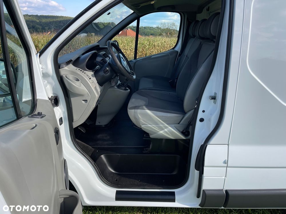 Opel Vivaro - 20
