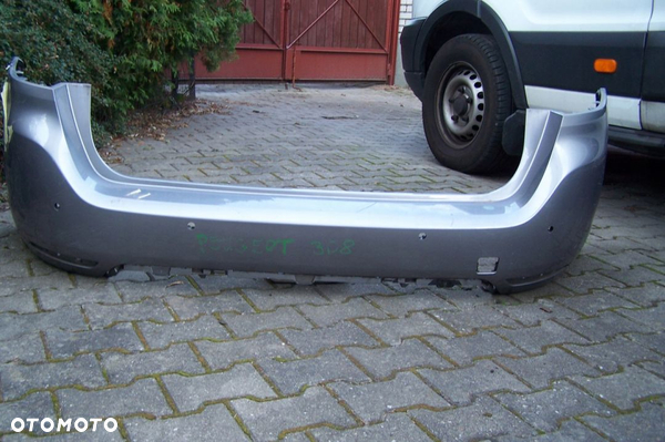 Peugeot 308 II kombi zderzak tylny 9800996477