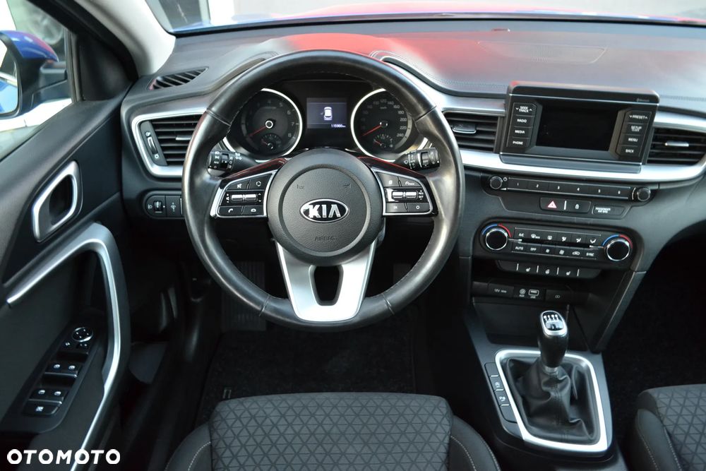 Kia Ceed 1.4 T-GDI M - 10