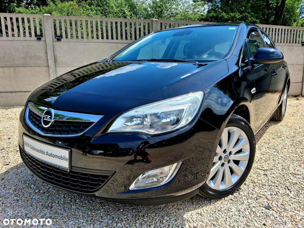 Opel Astra 1.4 Turbo - 1