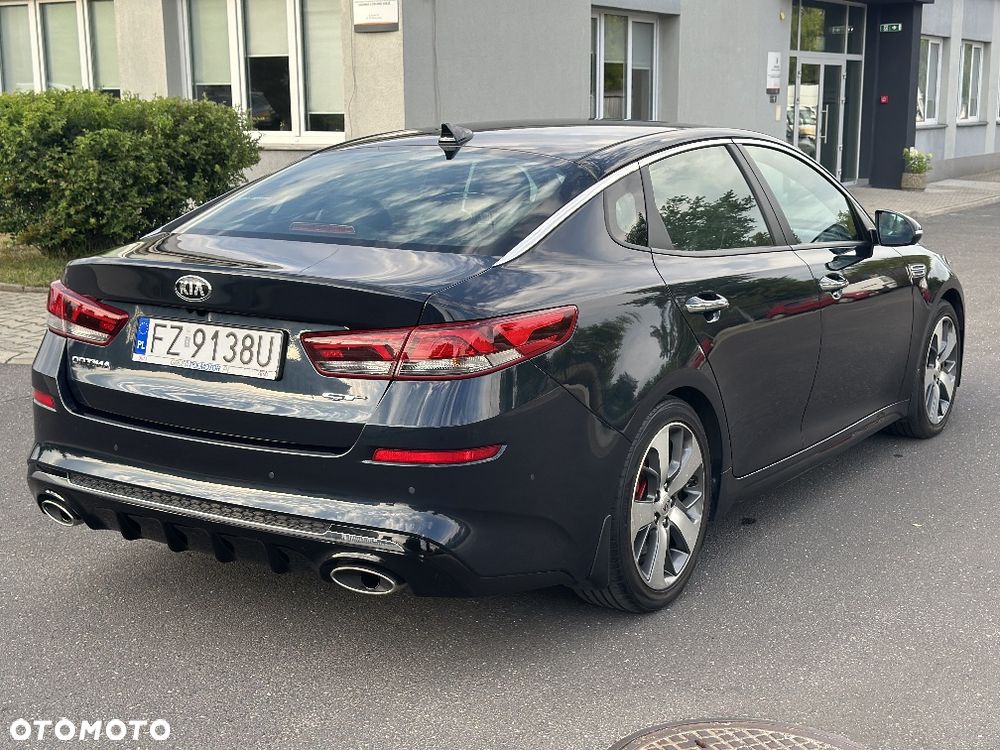 Kia Optima - 5