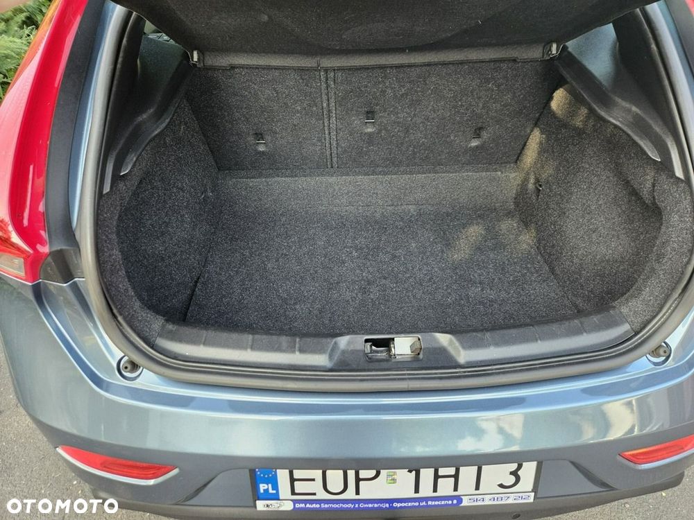 Volvo V40 D2 Momentum - 21