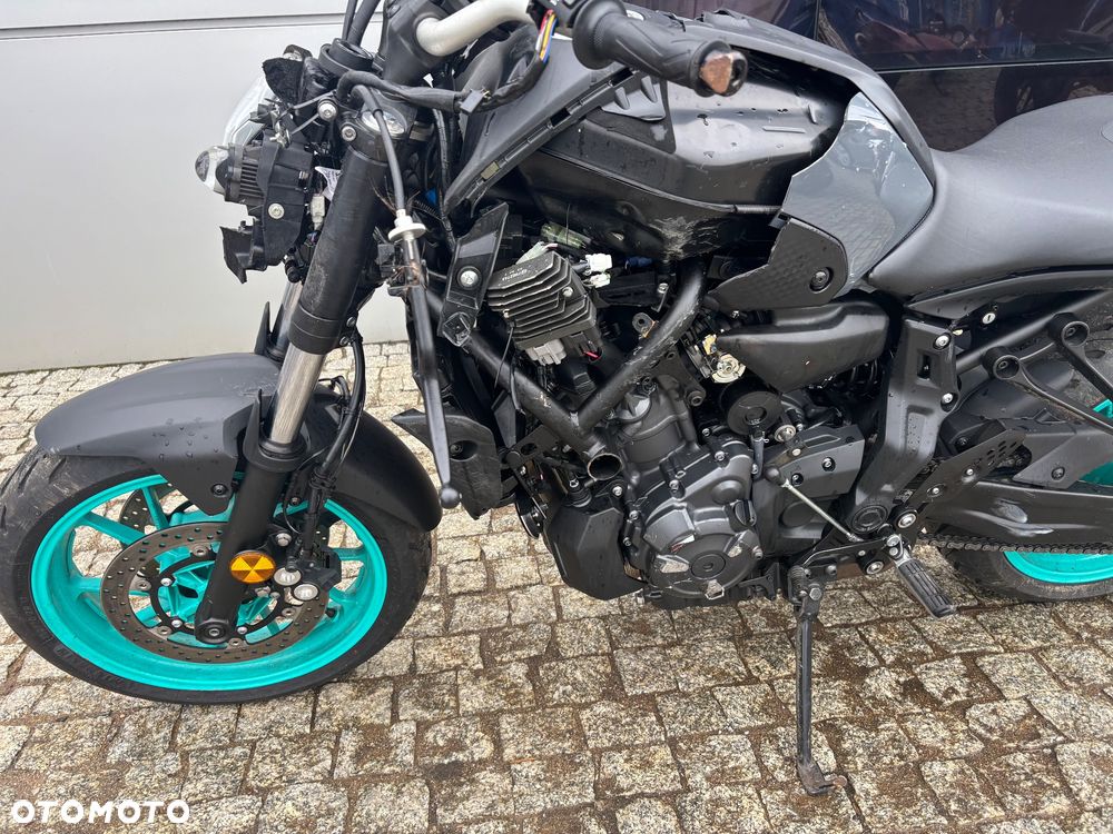 Yamaha MT - 6