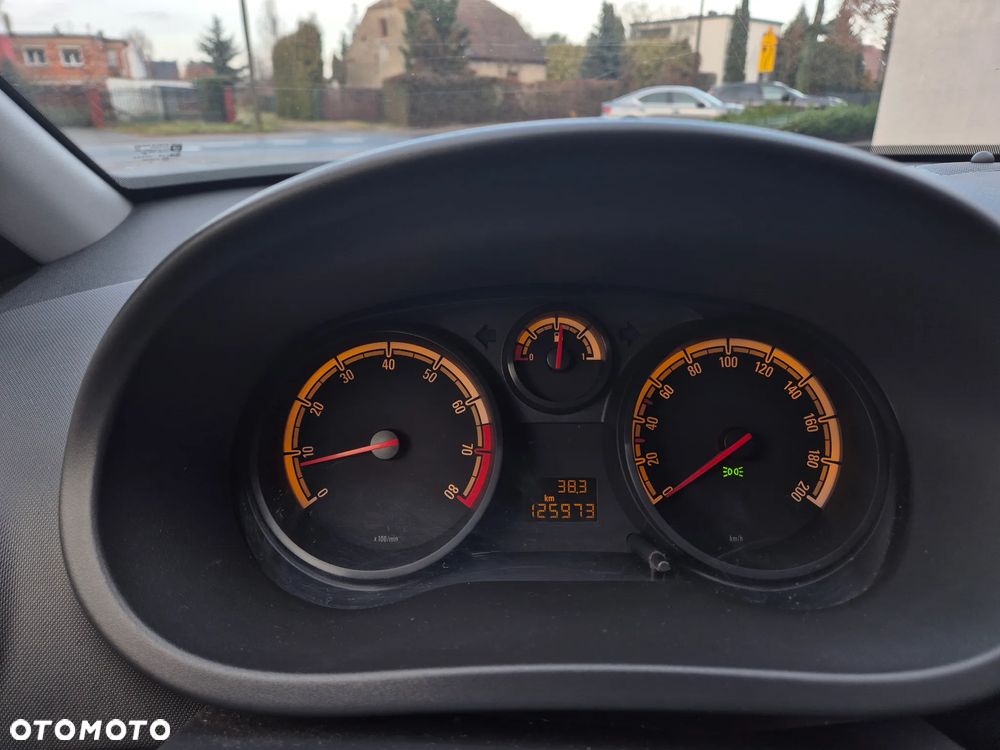 Opel Corsa - 11