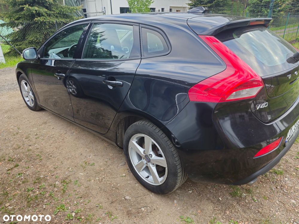 Volvo V40 D3 Momentum - 7