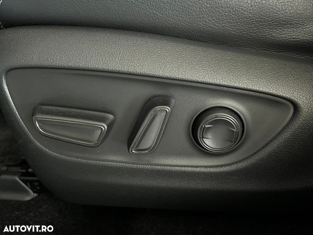 Toyota RAV4 2.5 VVT-iE 4x4 Luxury - 22