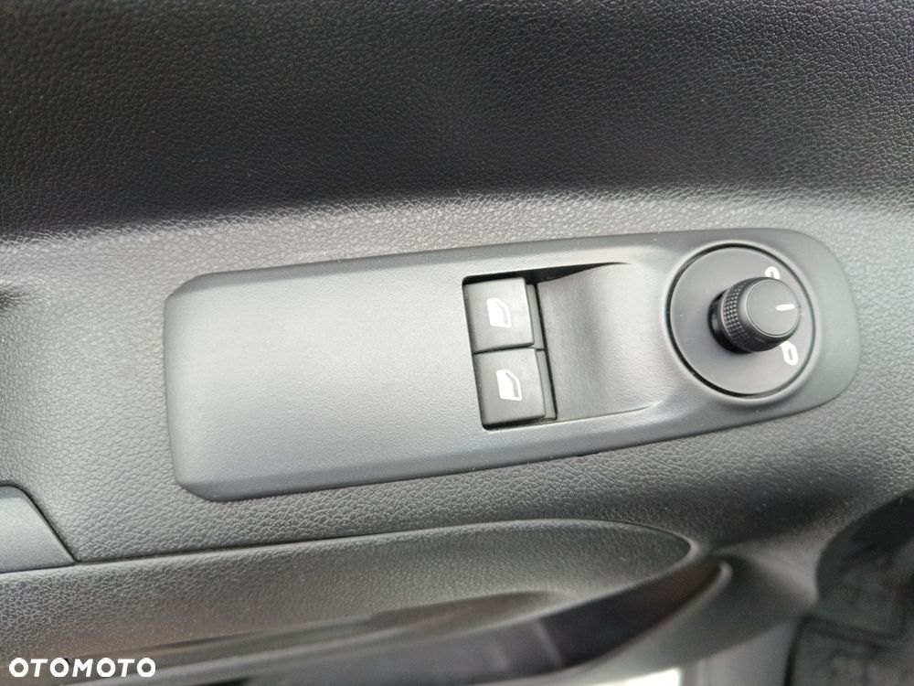 Toyota Proace City Verso 1.2 D-4T Combi - 20