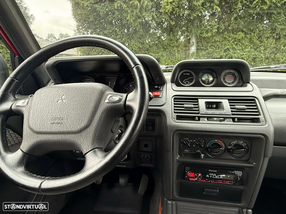 Mitsubishi Pajero 2.8 TD GLS - 12