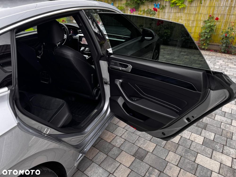Volkswagen Arteon 2.0 TSI R-Line DSG - 28