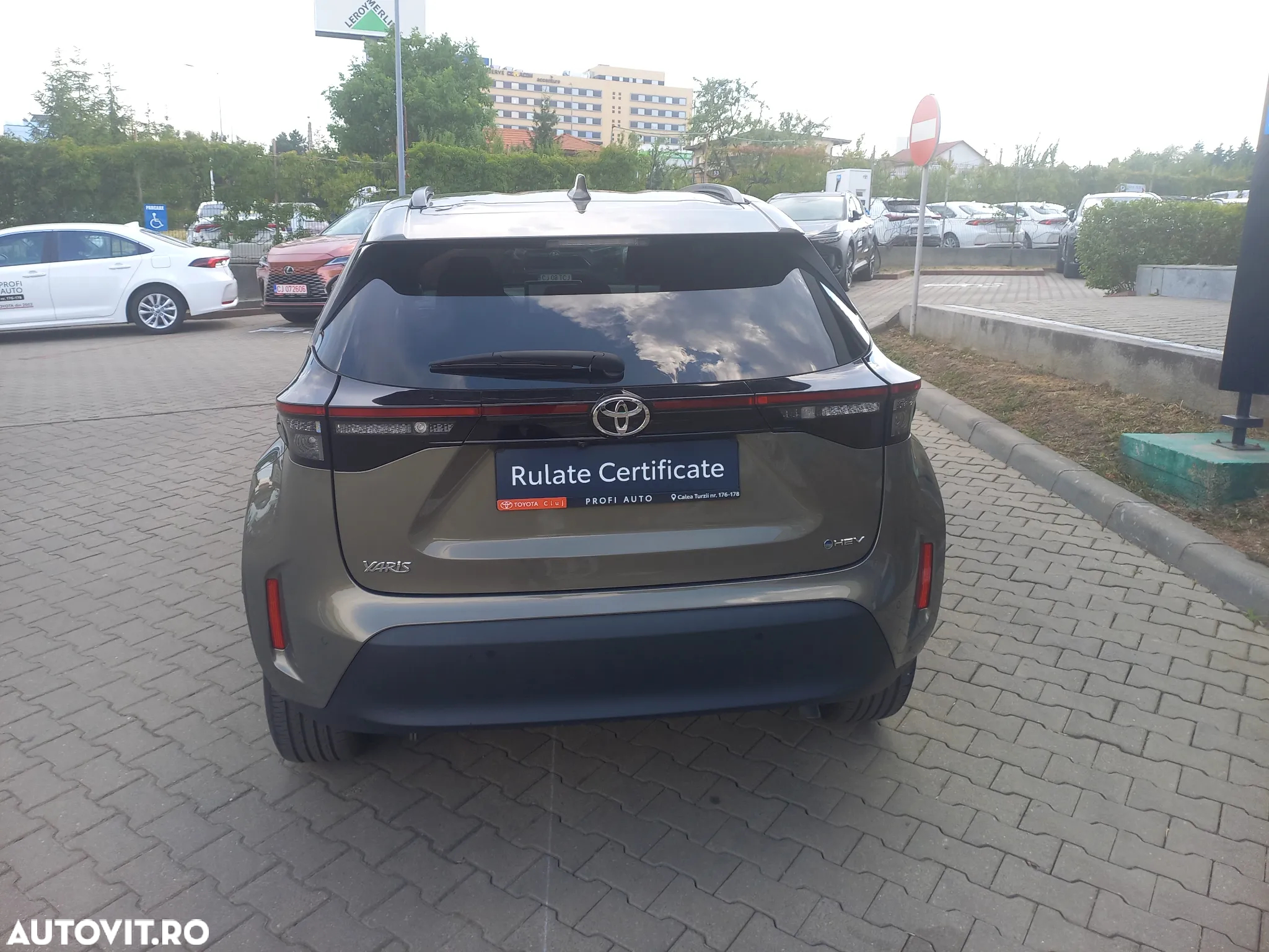 Toyota Yaris Cross 1.5 VVT-i HSD 4x2 Dynamic - 6