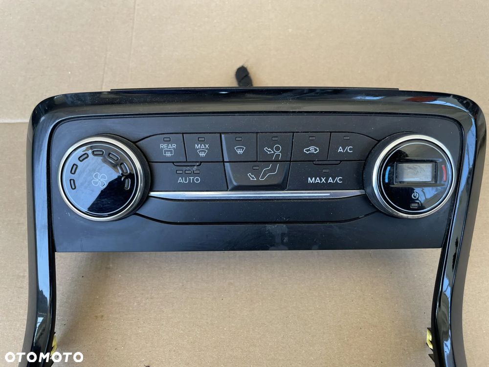 Panel klimatyzacji ramka Ford EcoSport 2018r. OE - 2