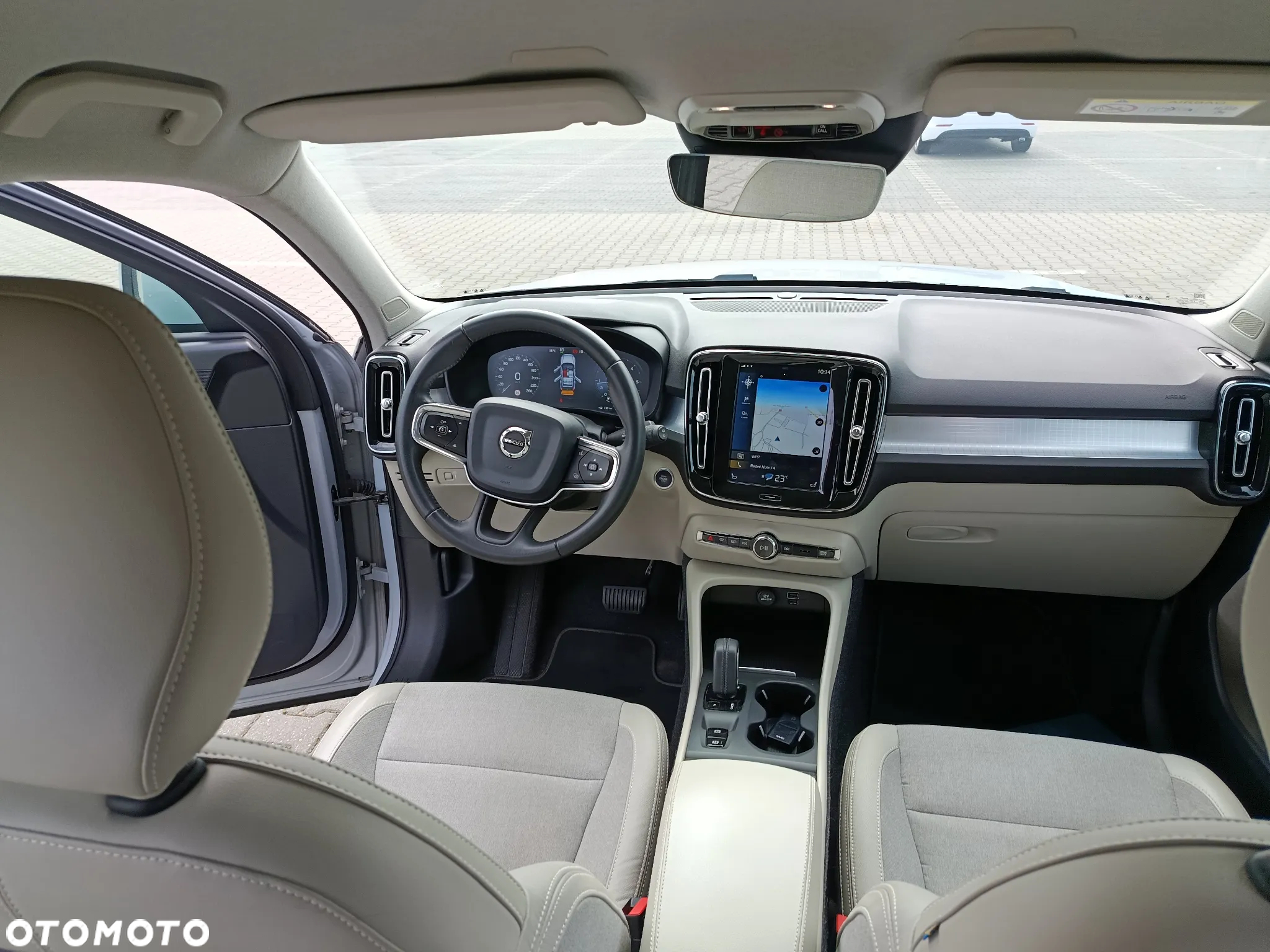 Volvo XC 40 D3 Momentum Pro - 5