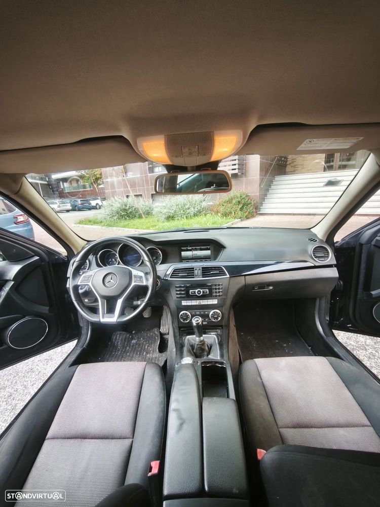 Mercedes-Benz C 220 - 23