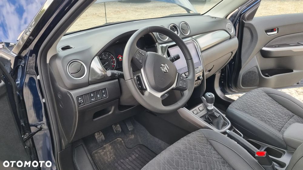 Suzuki Vitara - 30