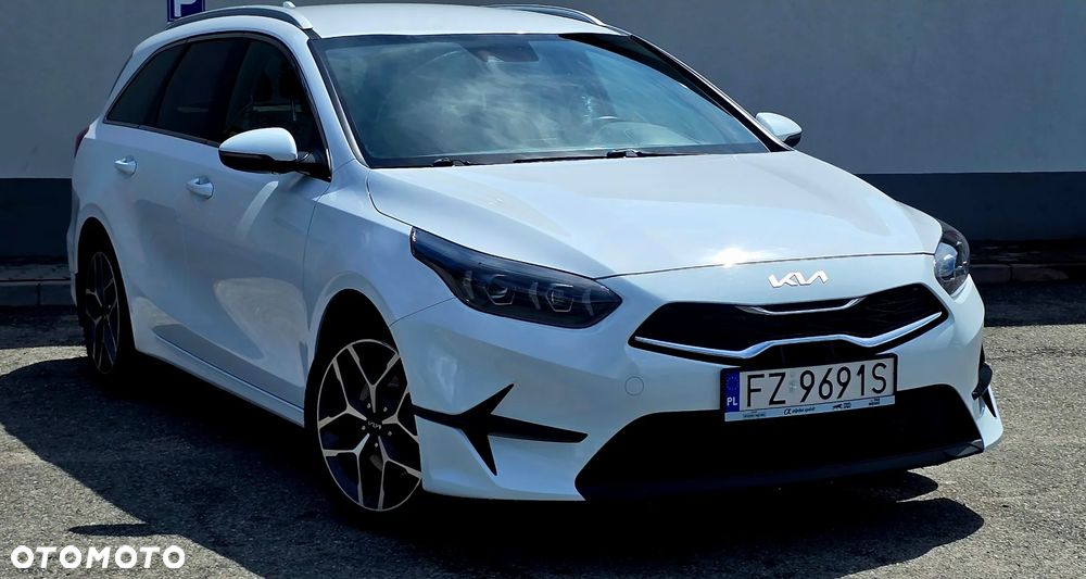 Kia Ceed 1.5 T-GDI Business Line Plus - 4