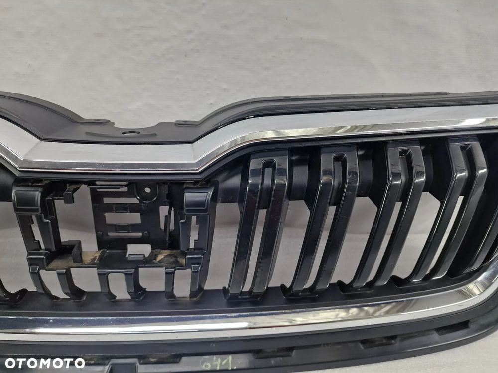 SKODA KAMIQ 19- ATRAPA / GRILL PRZEDNI PRZÓD , NR 658853653 , NR AUKCJI GL641 - 5