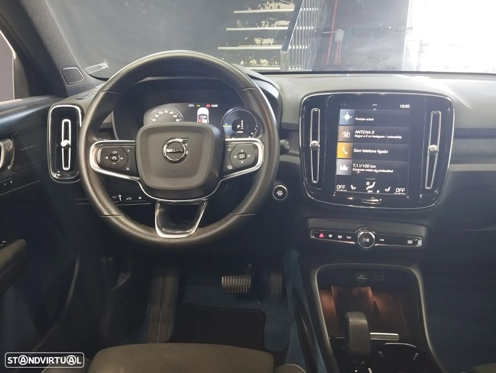 Volvo XC 40 1.5 T5 PHEV Plus Dark - 19