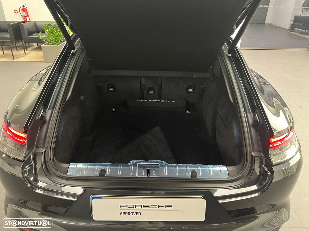 Porsche Panamera - 43