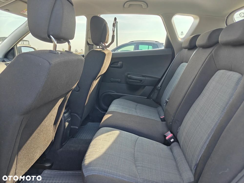 Kia Ceed - 6
