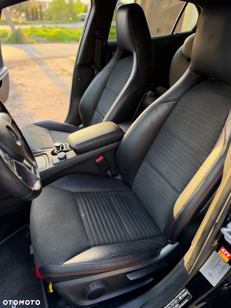 Mercedes-Benz GLA 250 4-Matic - 9